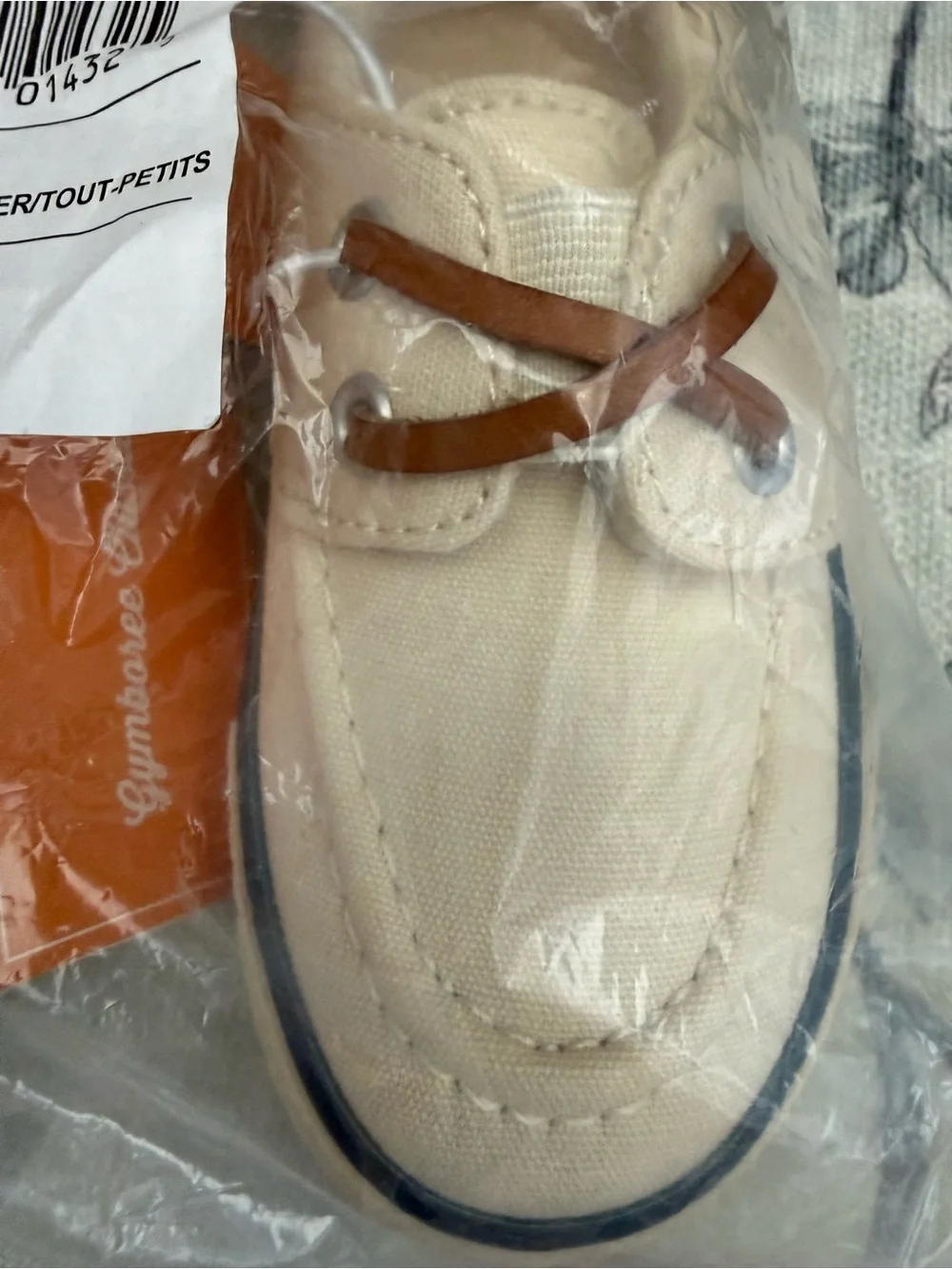 Gymboree Kids Cream Canvas Boat Shoes with Navy Trim